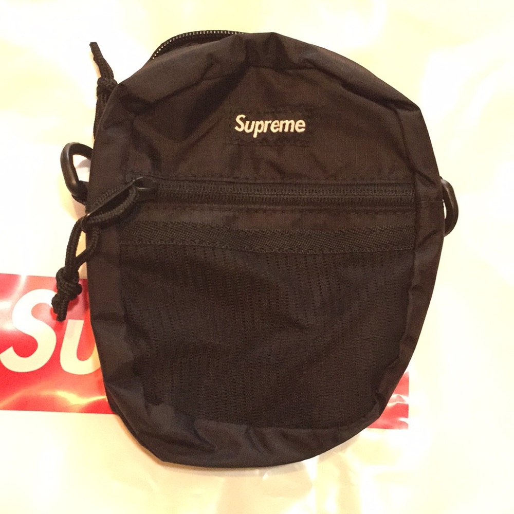 Authentic Supreme SS17 Shoulder Bag